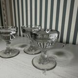 Set of 3 small liqueur glasses