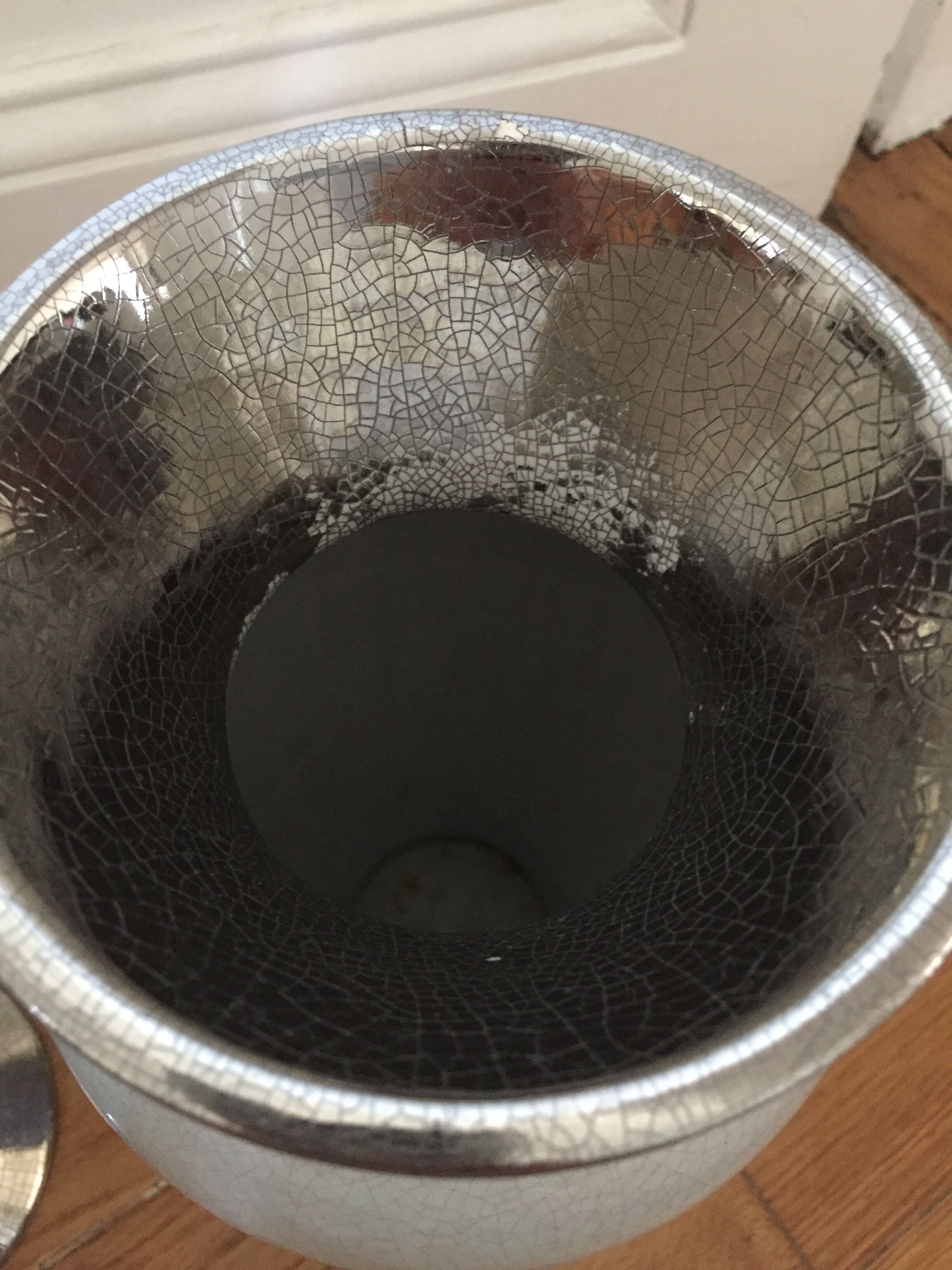 Pair of white and silver vases style cracked enamel