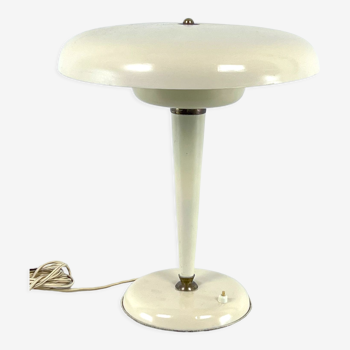 Mid-Century Italian Ministerial desk lamp in brass and ivory lacquer. Italy 1950s