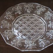 10 dessert plates in molded glass of floral motifs