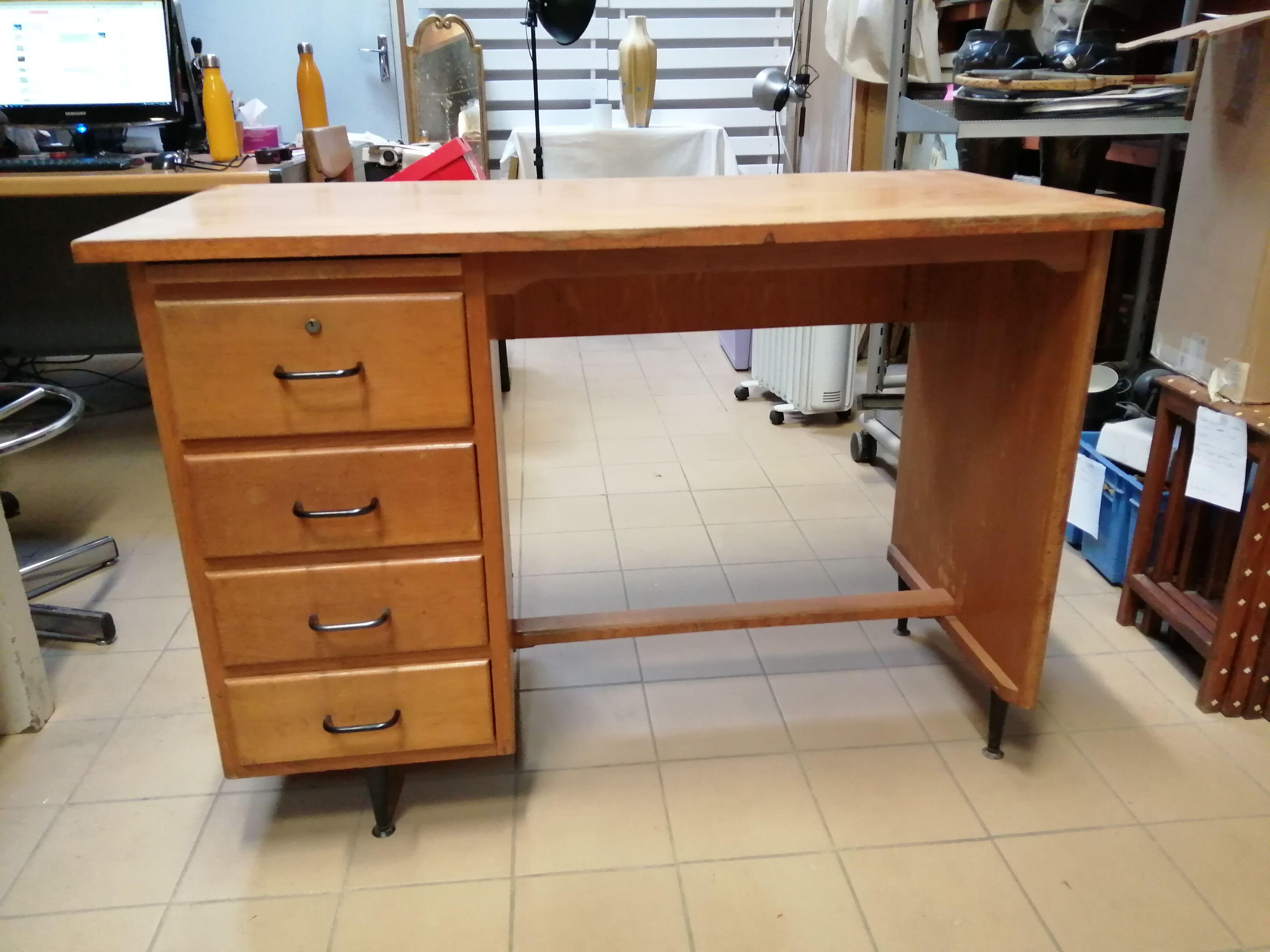 Vintage wooden desk - 60s/70s