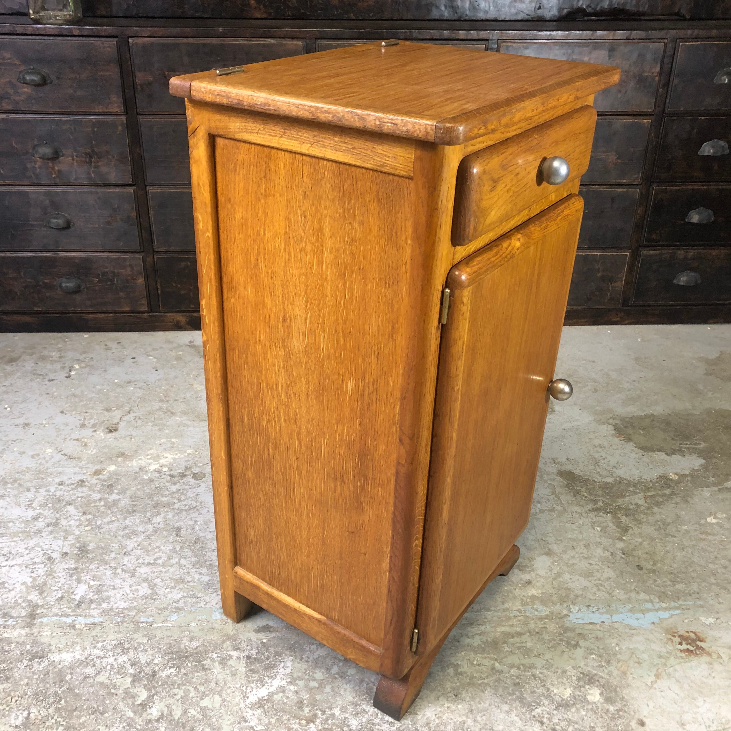 Small jam cabinet Mado, 50s/60s