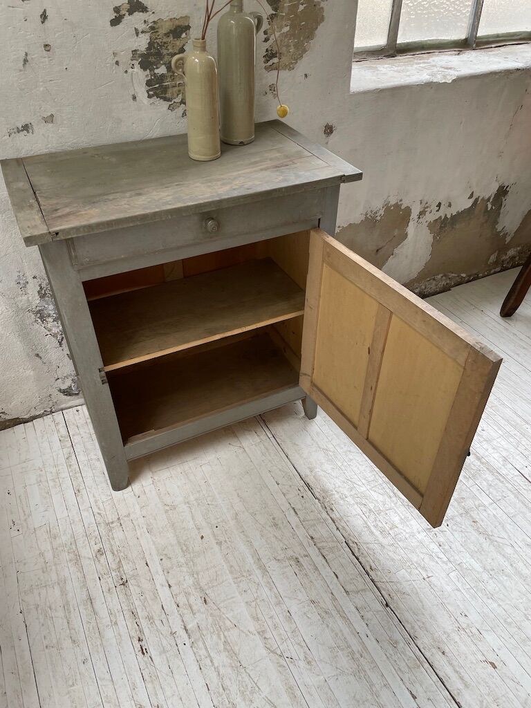 Confectioner furniture loom gray blue