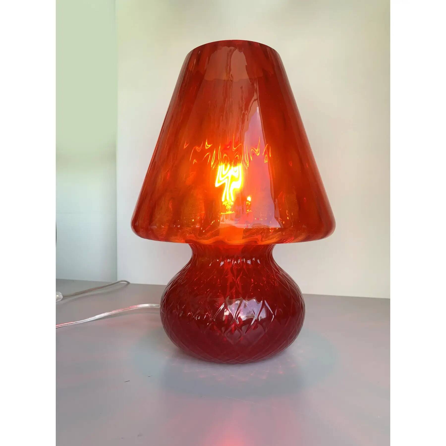 Diamond-Cut “Ballotton” Pattern Red Murano-Style Glass Lamp, Contemporary