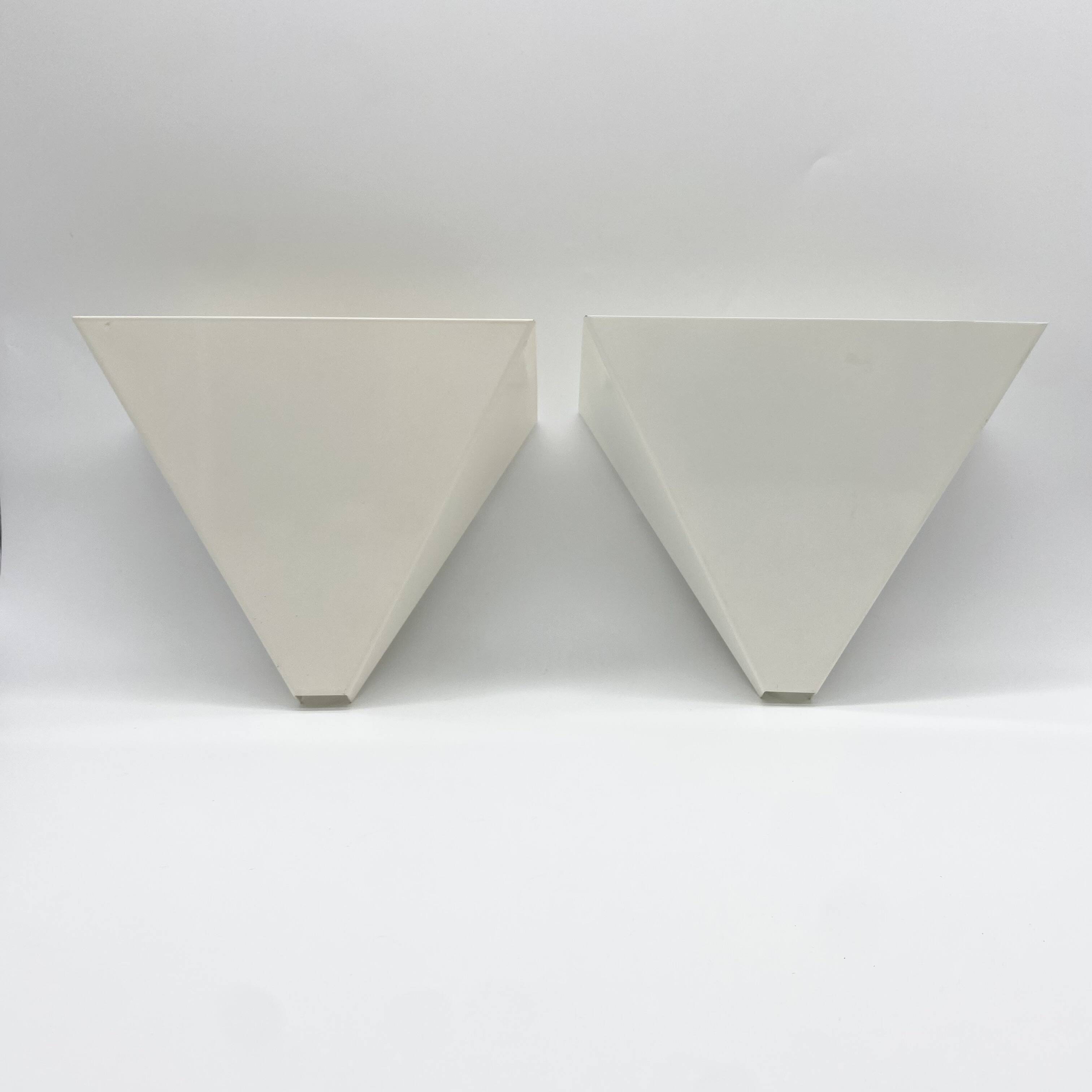 Pair of ikea “v607” wall lamps – 1980s