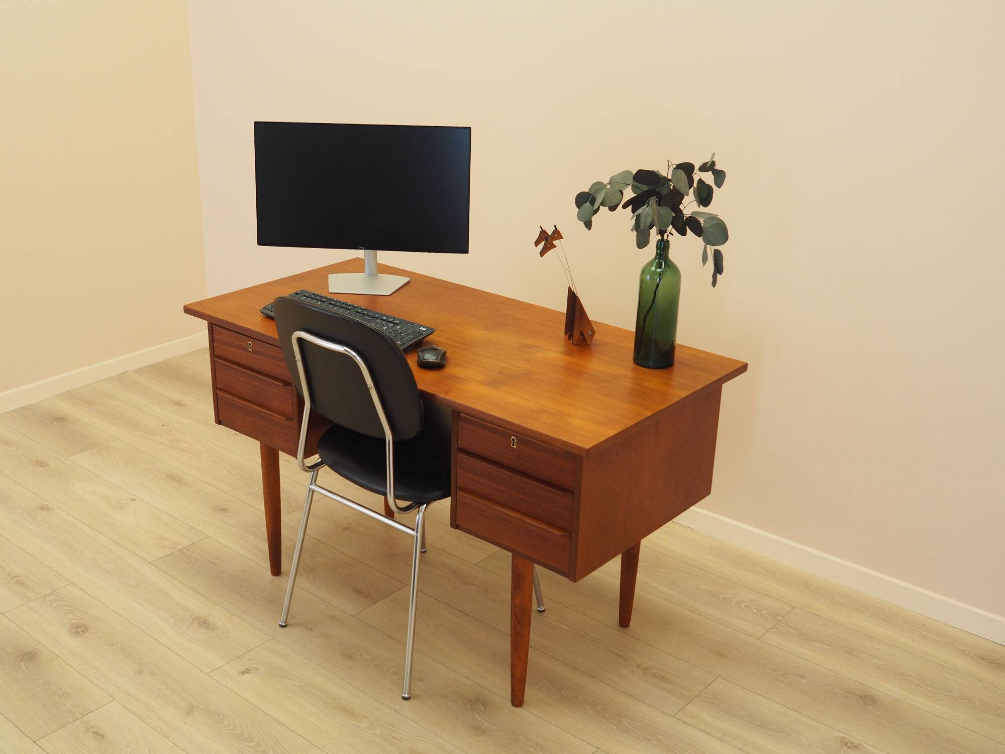 Teak desk, Danish design, 1970s, made in Denmark