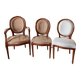 Ensemble d'un fauteuil et de 2 chaises médaillons
