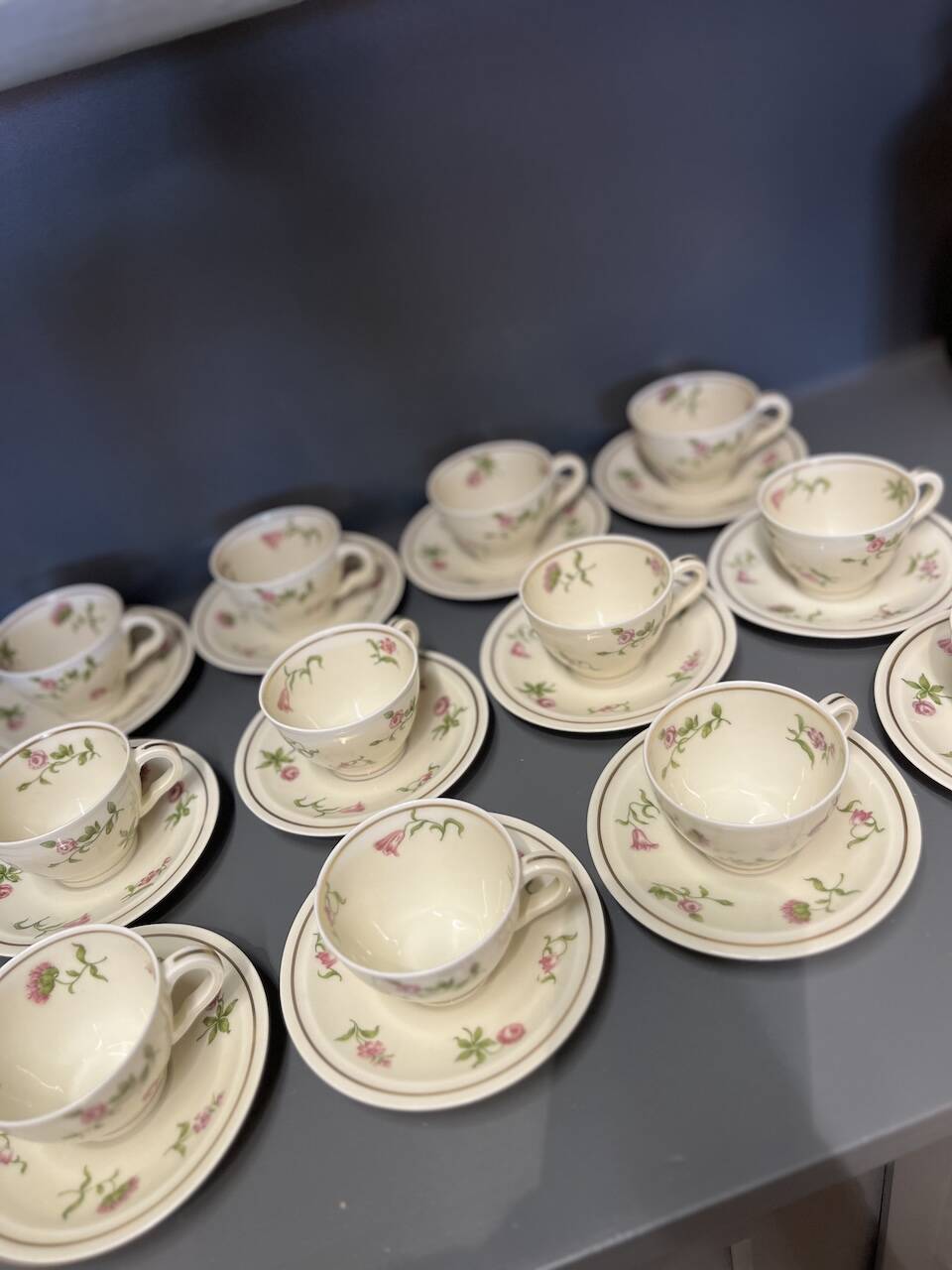 Set of 12 purple floral coffee cups in Limoges porcelain - Théodore Haviland
