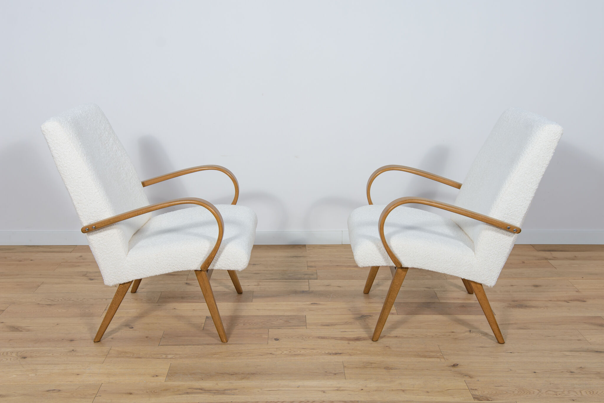Model 53 Armchairs by Jaroslav Smidek for Ton, 1960s, Set of 2