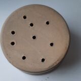 Pot a faisselle ancient