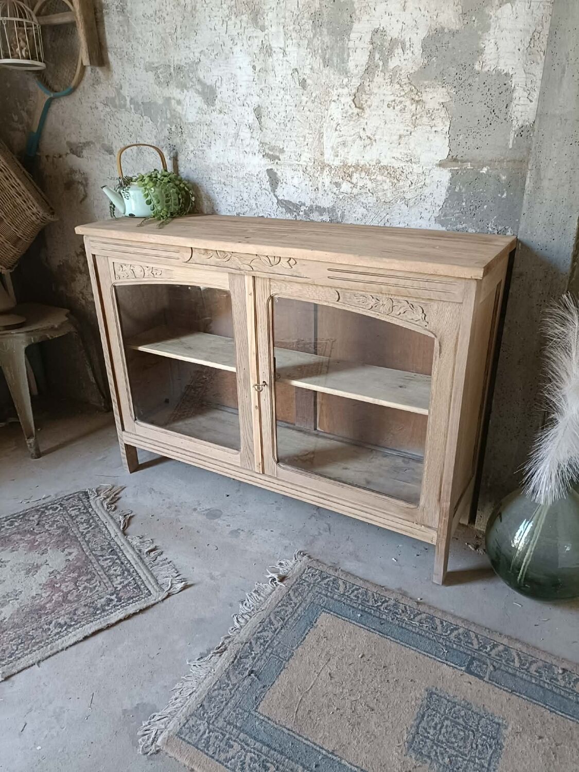Display cabinet