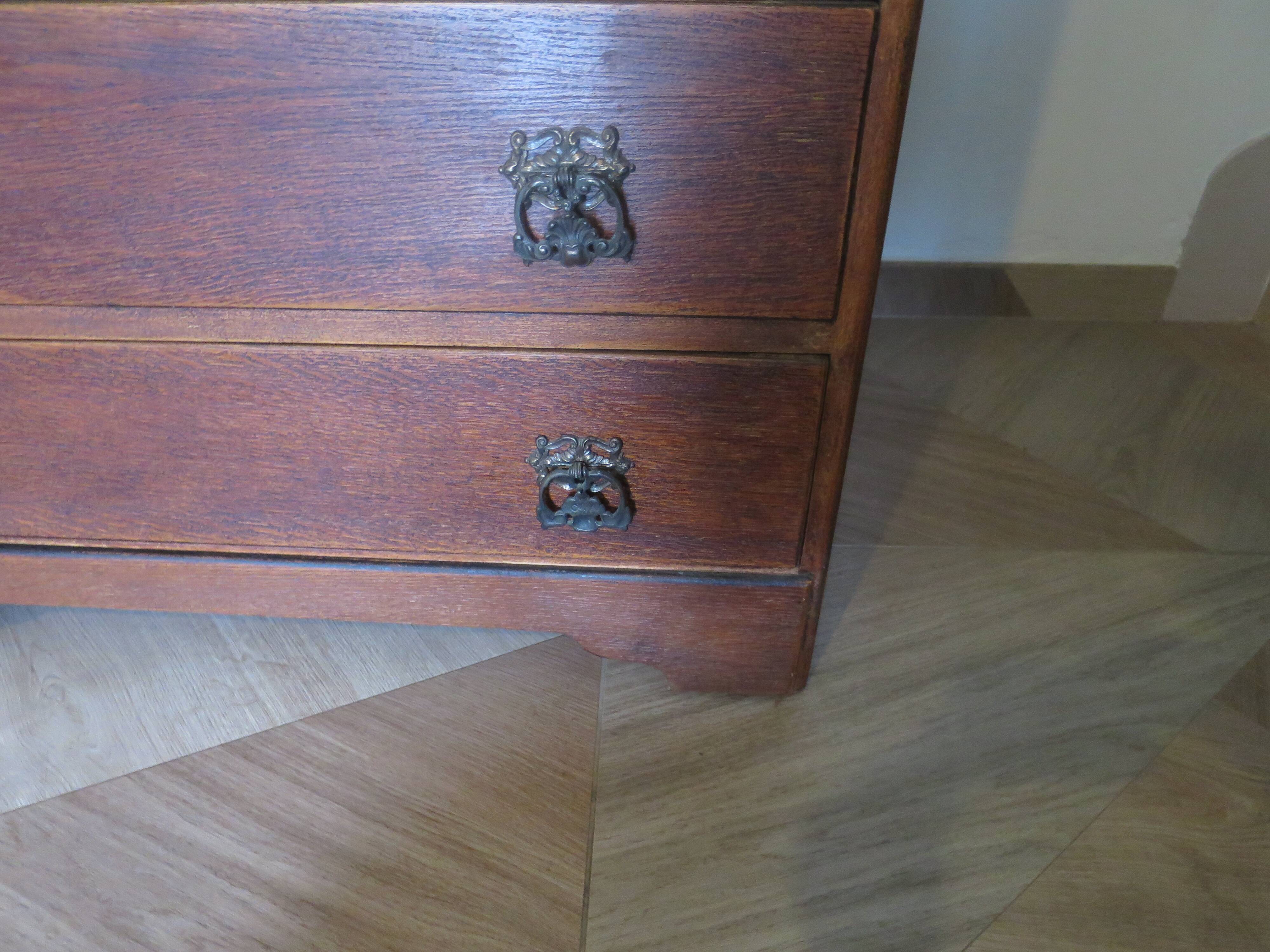Art Deco chest of drawers with 4 drawers in oak, France 1930s-50s