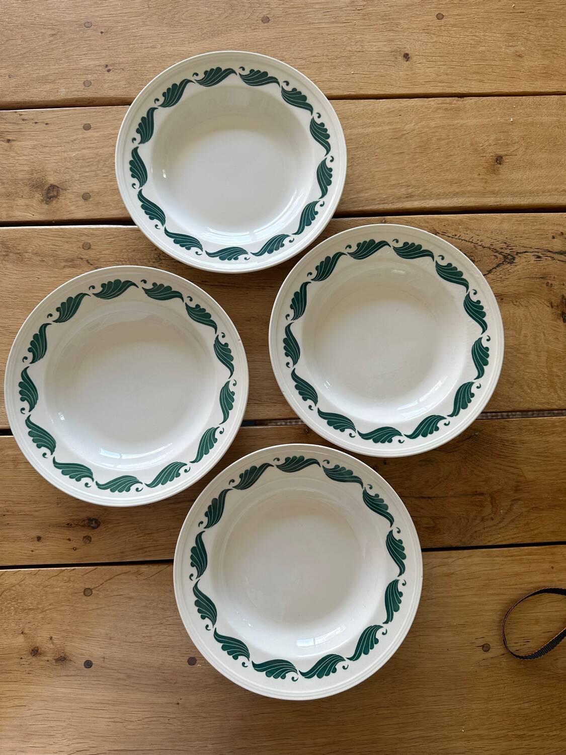 4 assiettes creuses