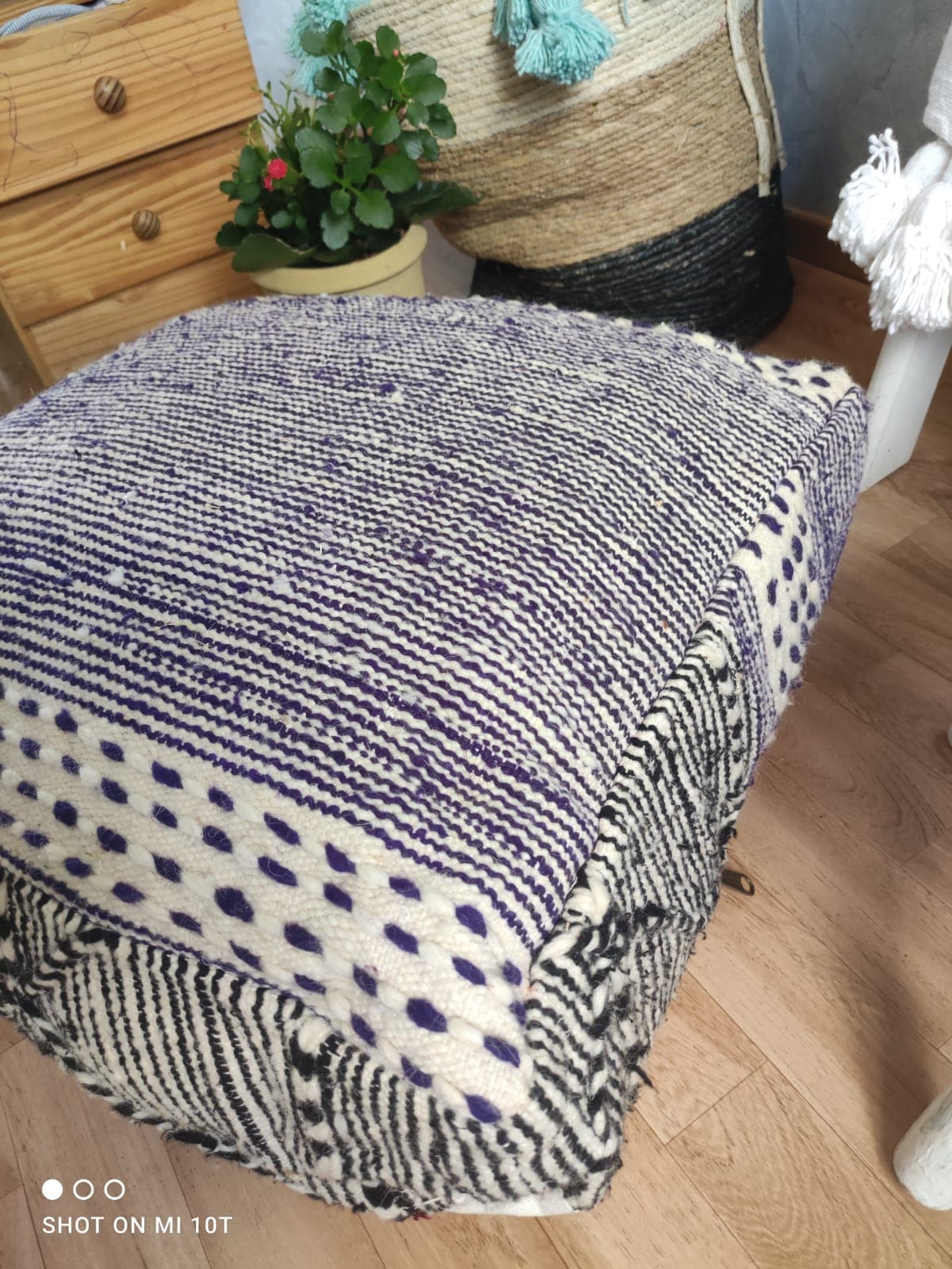 Berber pouf boujad oldschool 60cm by 60cm by 25cm