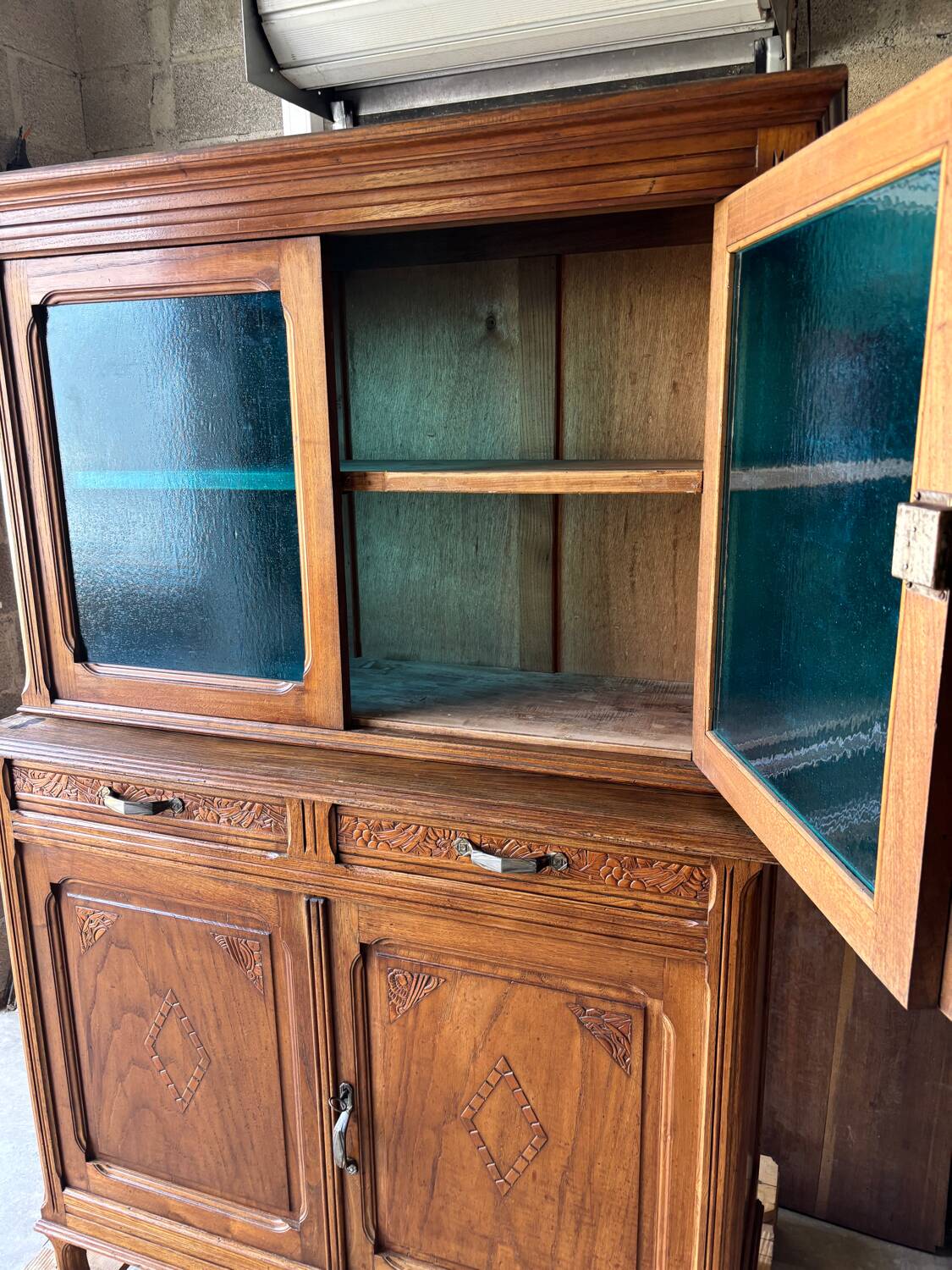 Vintage dresser