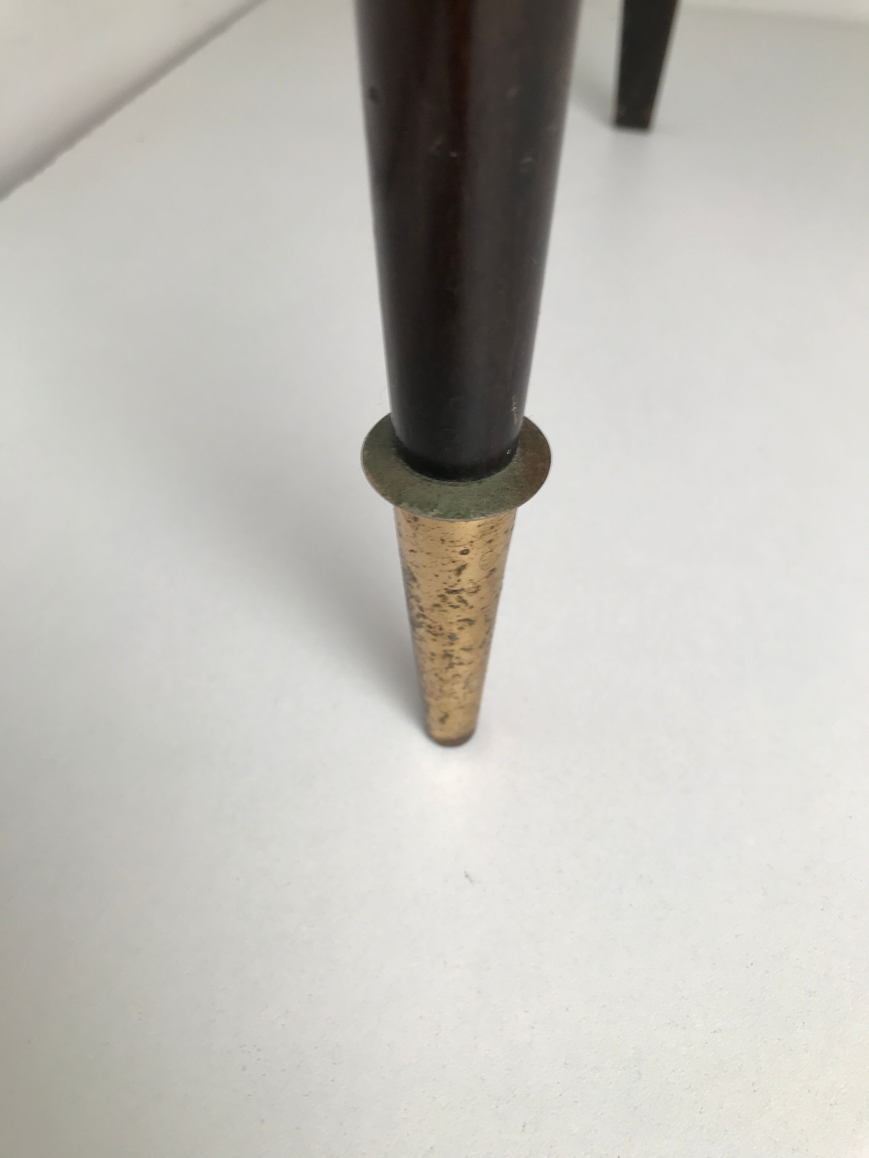 Chevet années 50-60 vintage en formica vernis laqué et pieds compas