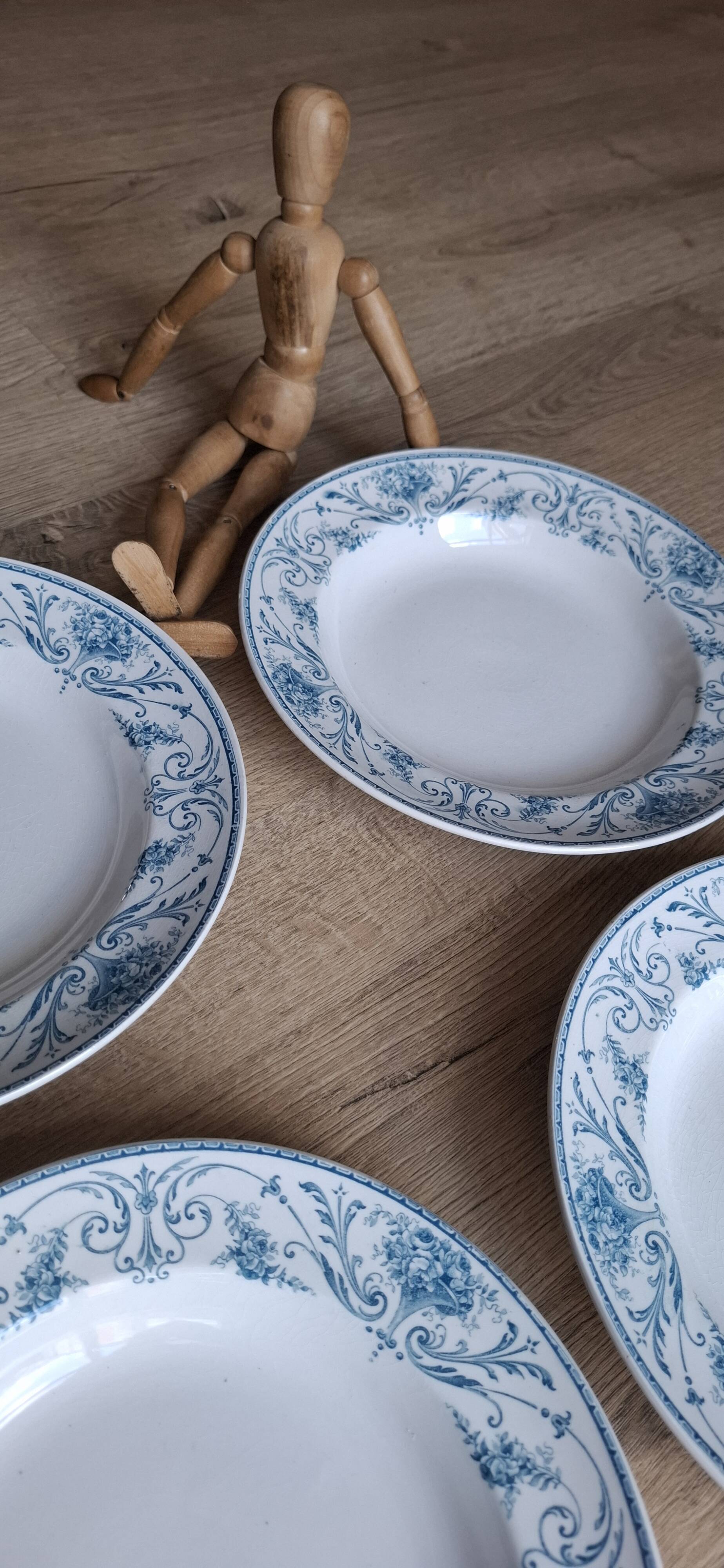 Set 4 assiettes Louis XVI BFK 1920