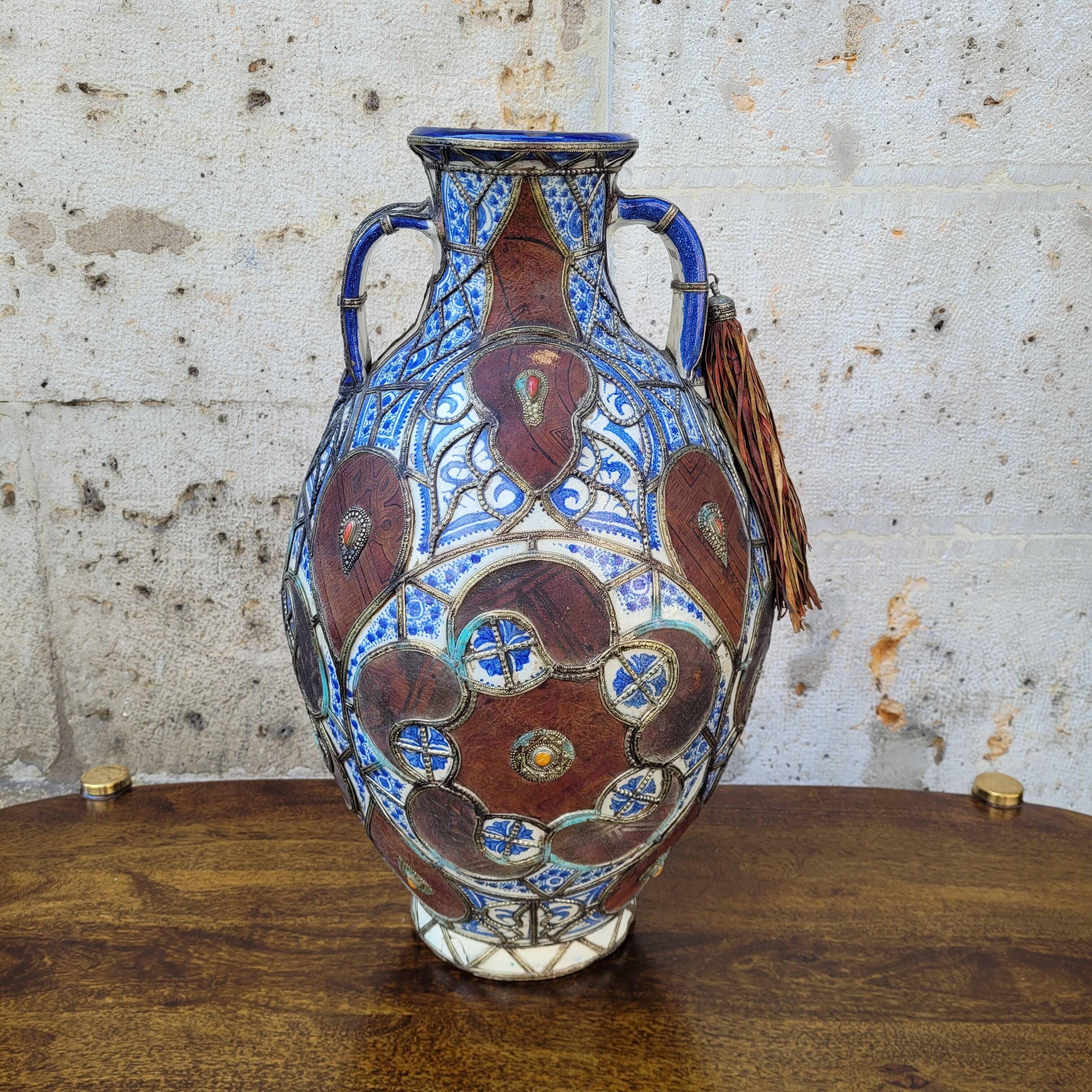 Filigree vase, ceramic, leather, enamel and metal, 19th century - Safi, Morocco