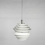 Metal suspension, Italy