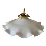 White opaline suspension