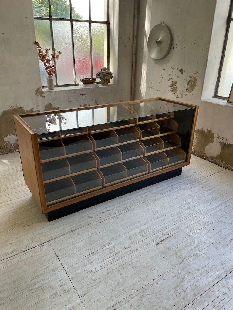 Glass trading post 50s