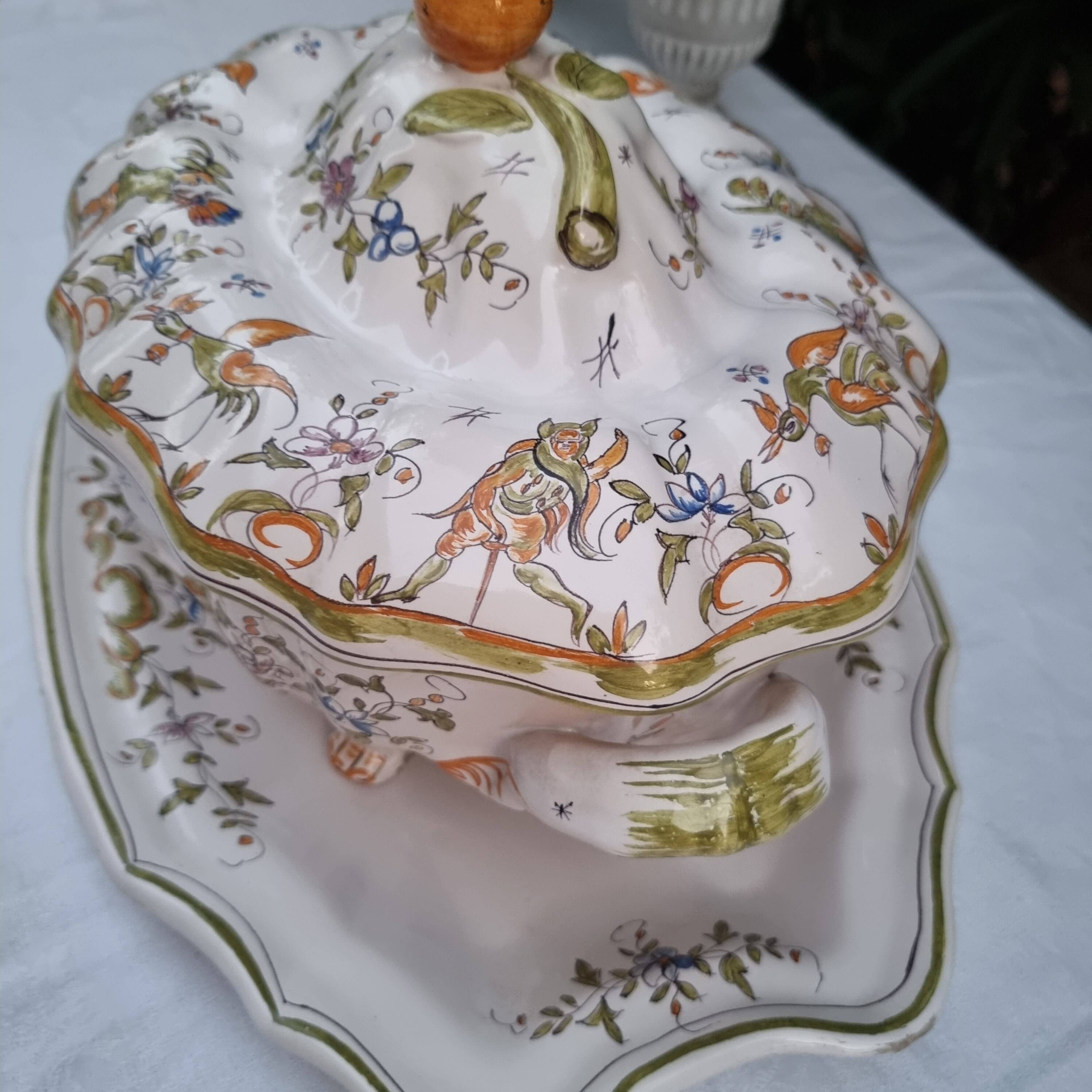 Large vintage French porcelain soup tureen from Moustiers Martres Tolosa