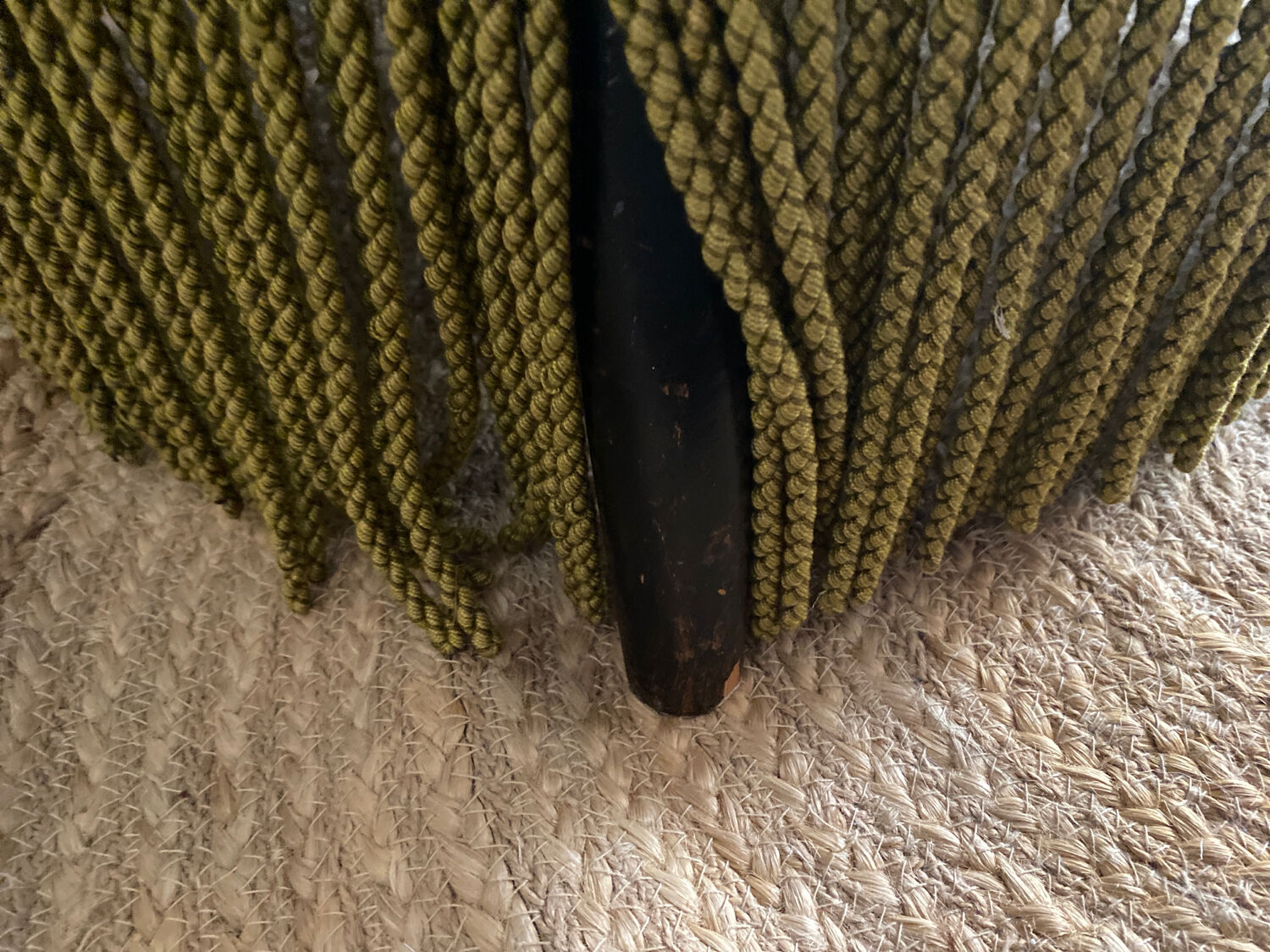 Green velvet toad armchair