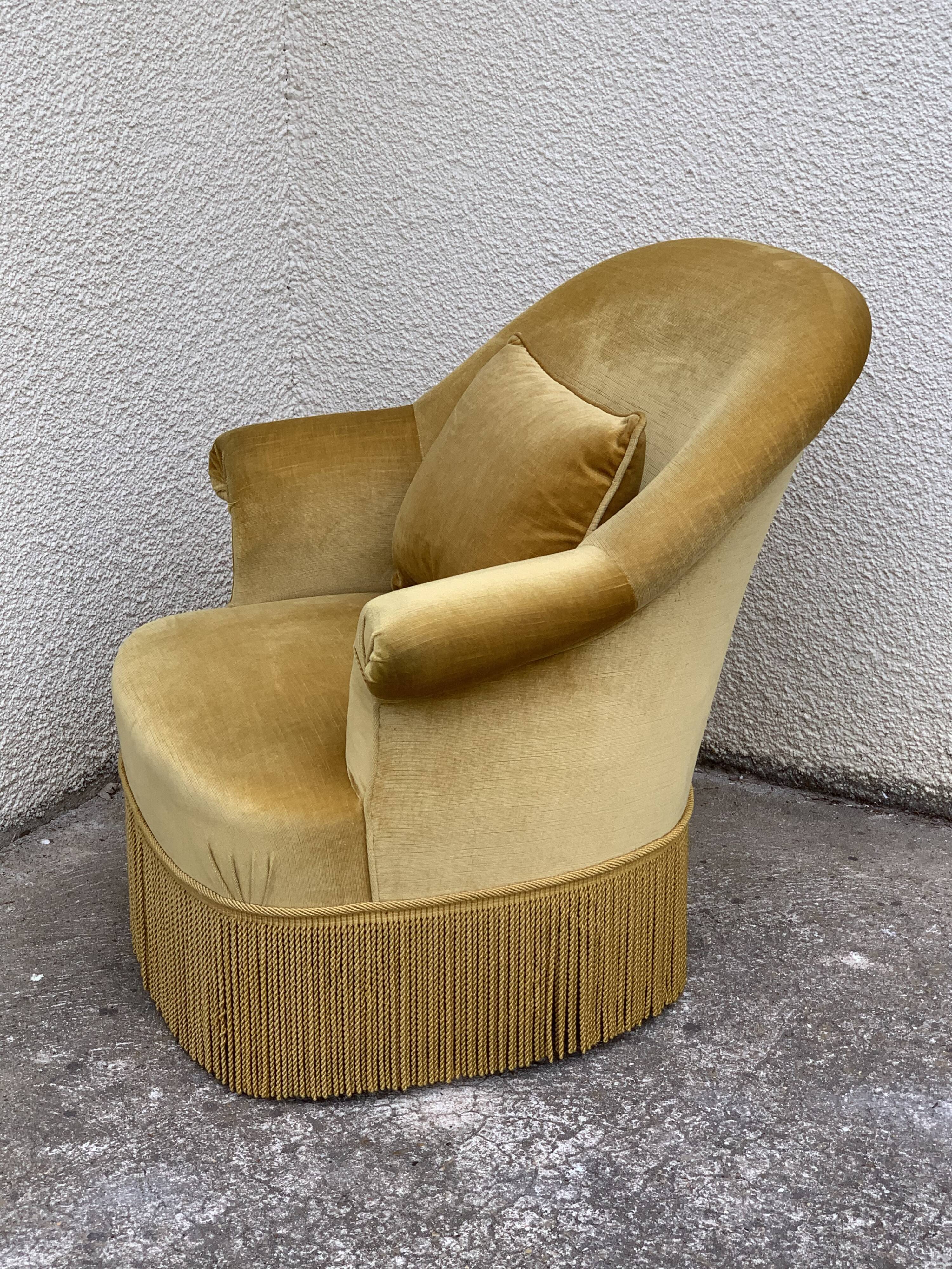 Golden velvet toad armchair