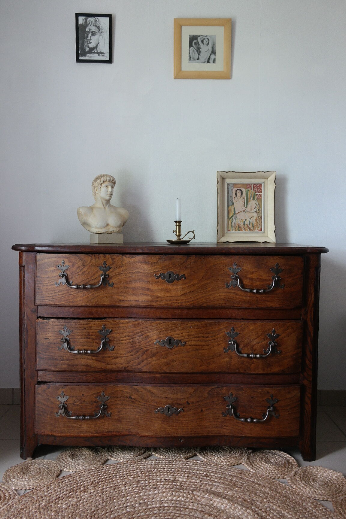 Commode arbalète campagnarde en chêne xxème