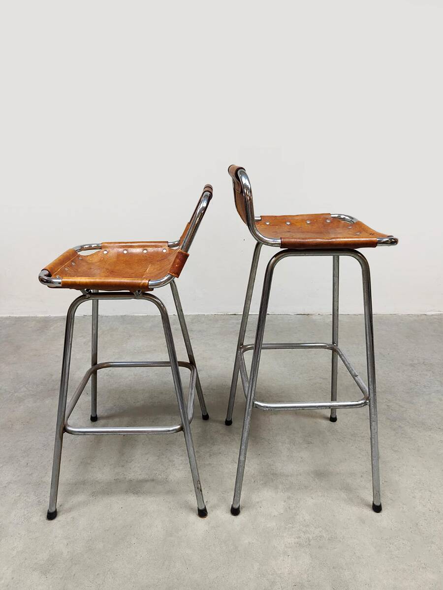 Tabourets de bar au design vintage 'Les Arcs' Charlotte Perriand