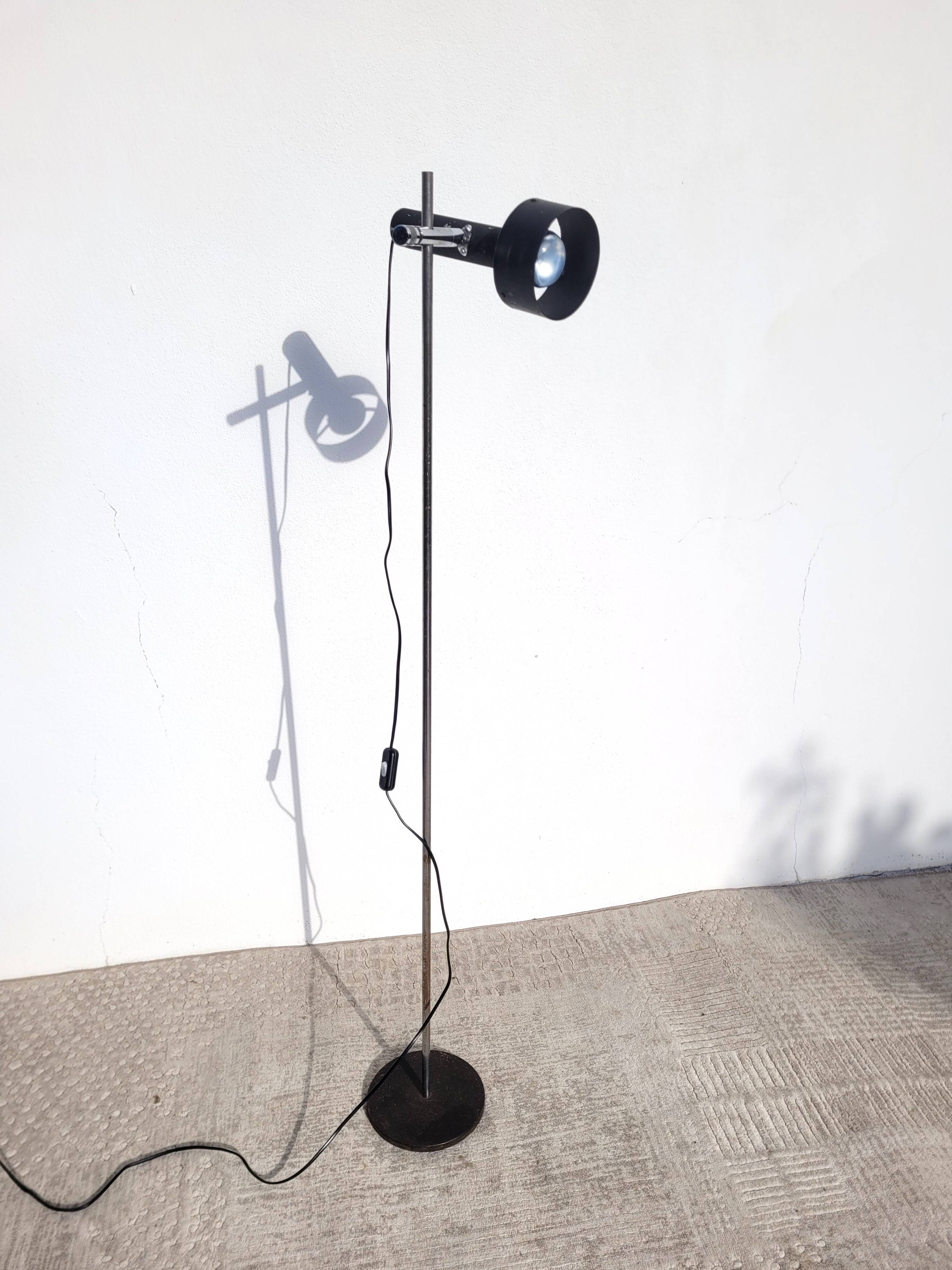 Lampadaire lampe spot vintage noir vers 1960