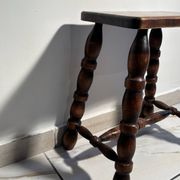 Vintage low stool in solid wood with turned legs – 1950