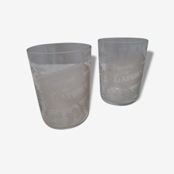 Two former glasses cups engraved Souvenir