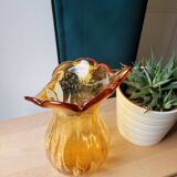 Vase en verre bullé orange