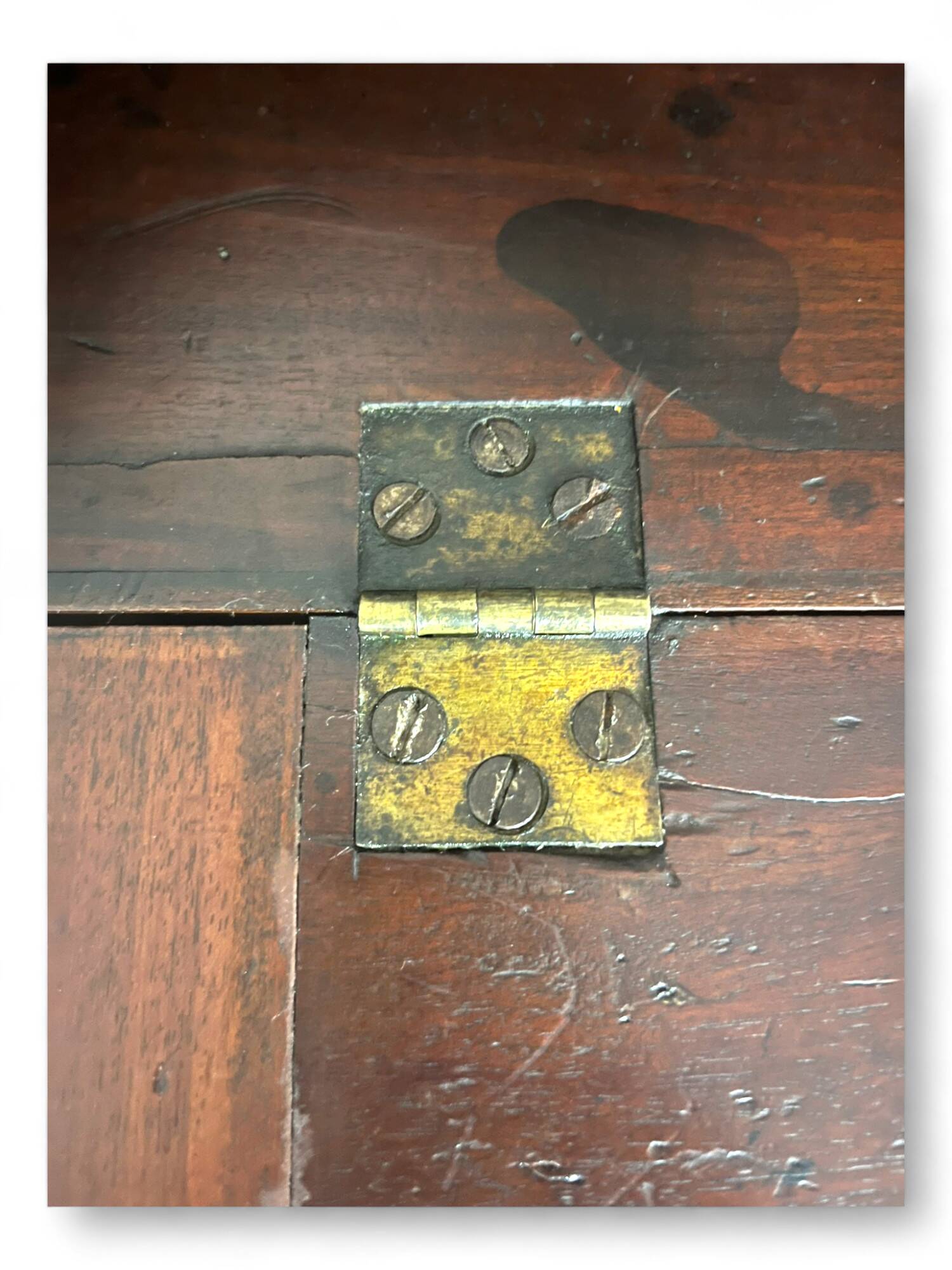 English mahogany sloping chest of drawers - England 18th - George III