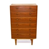 Commode-chiffonnier "Tallboy" en noyer, Suède, 1960