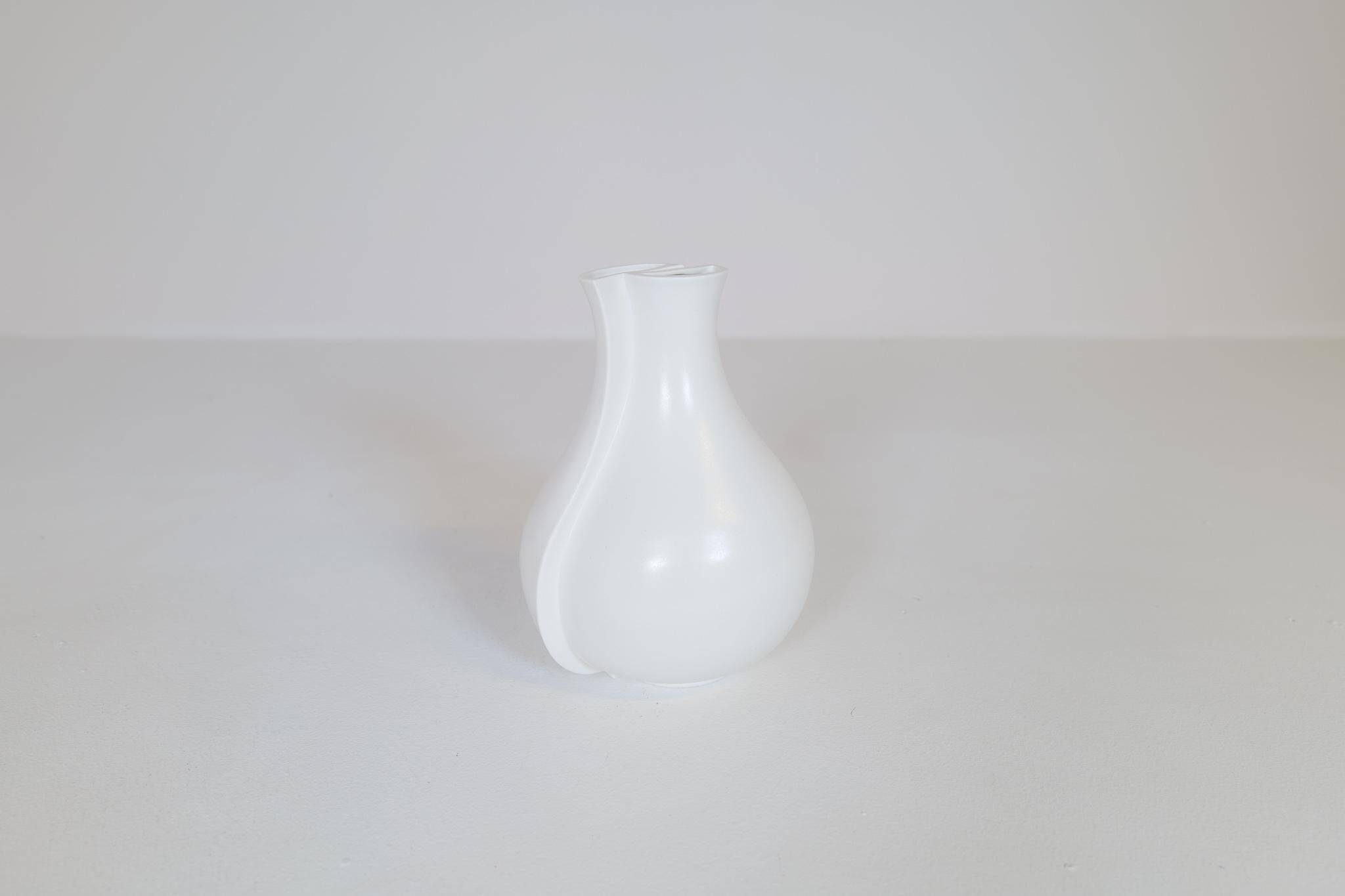Mid-century modern ceramic vase "Surrea" by Wilhelm Kåge, Gustavsberg, Sweden, 1950s.