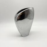 Sculptural vase in polished aluminium – 1980s