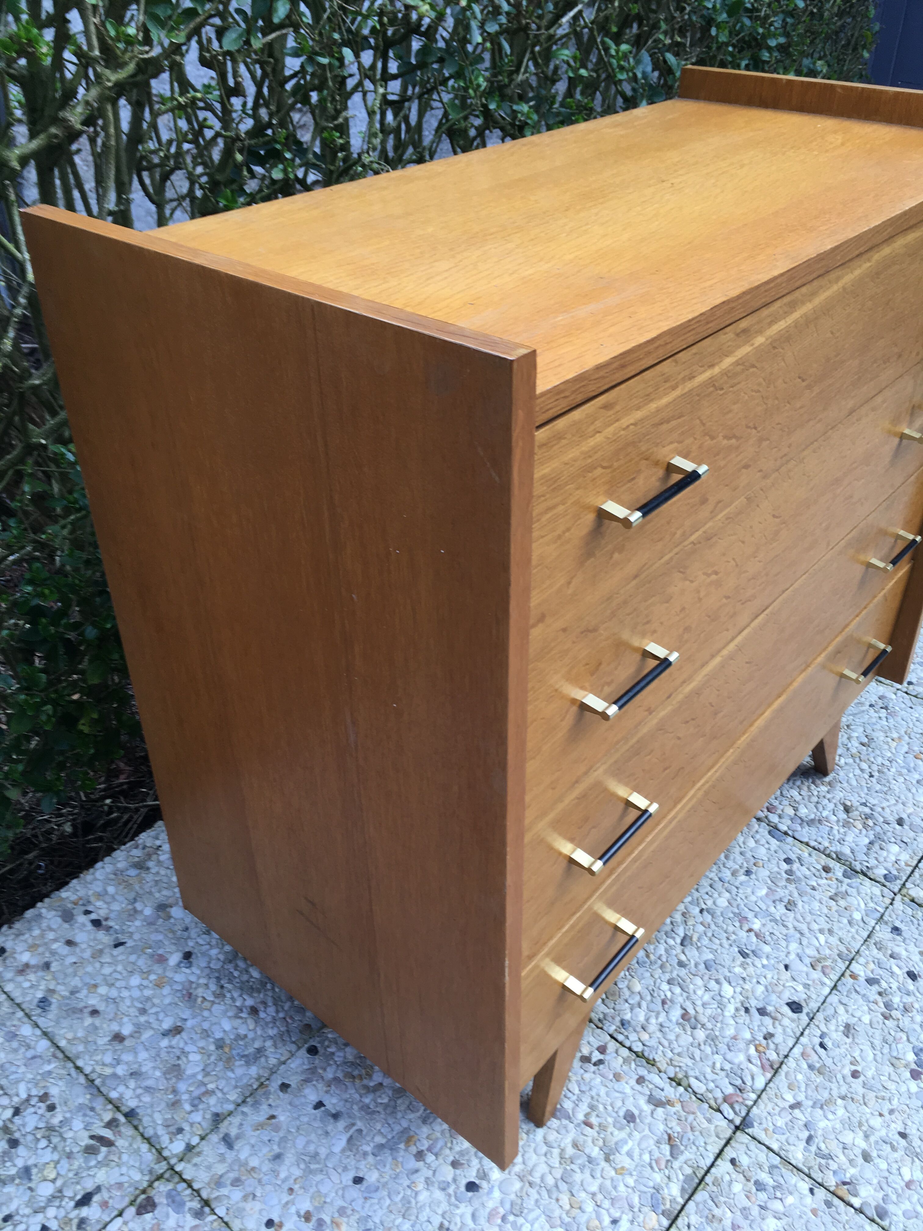 Commode vintage pieds compas