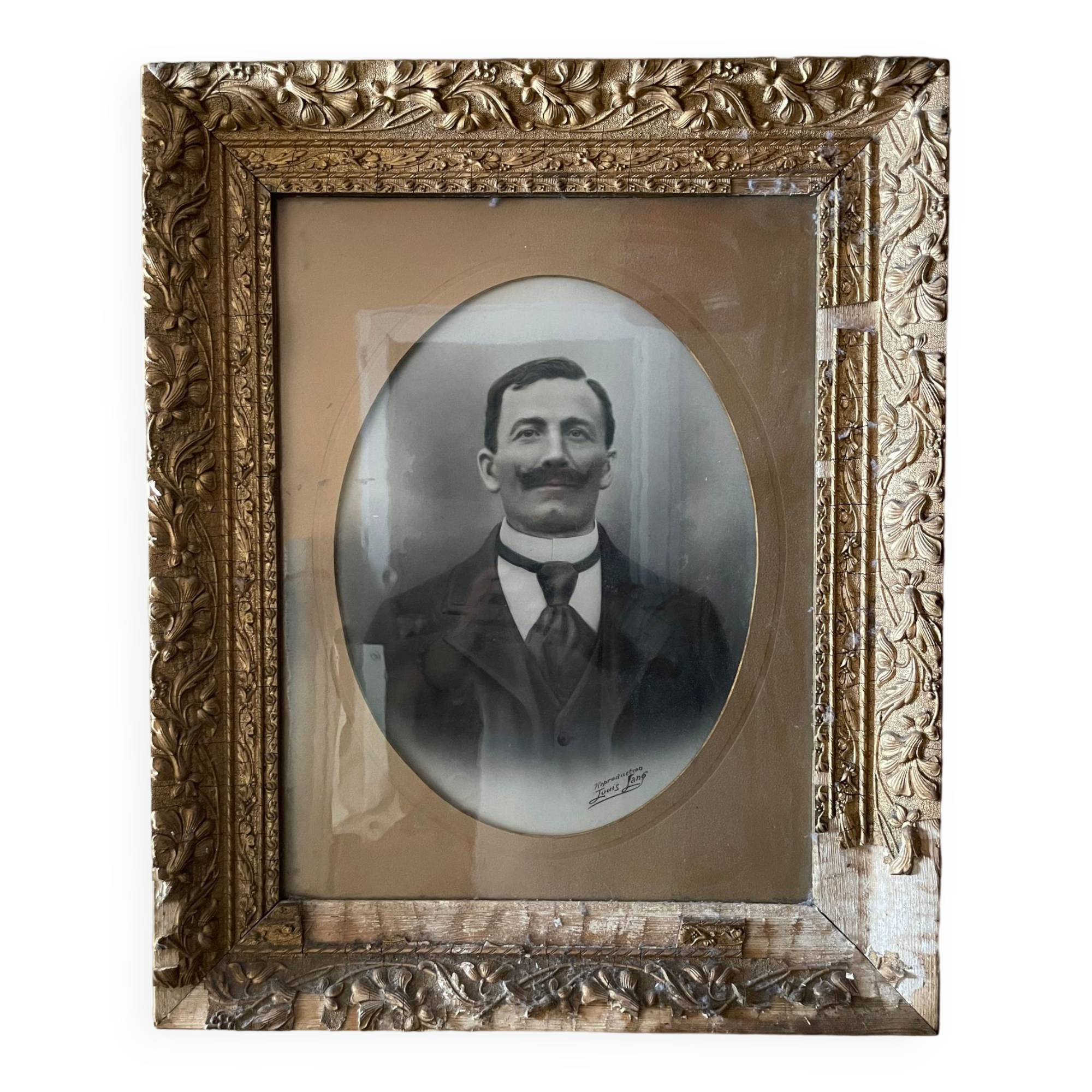 Old framed portrait photo