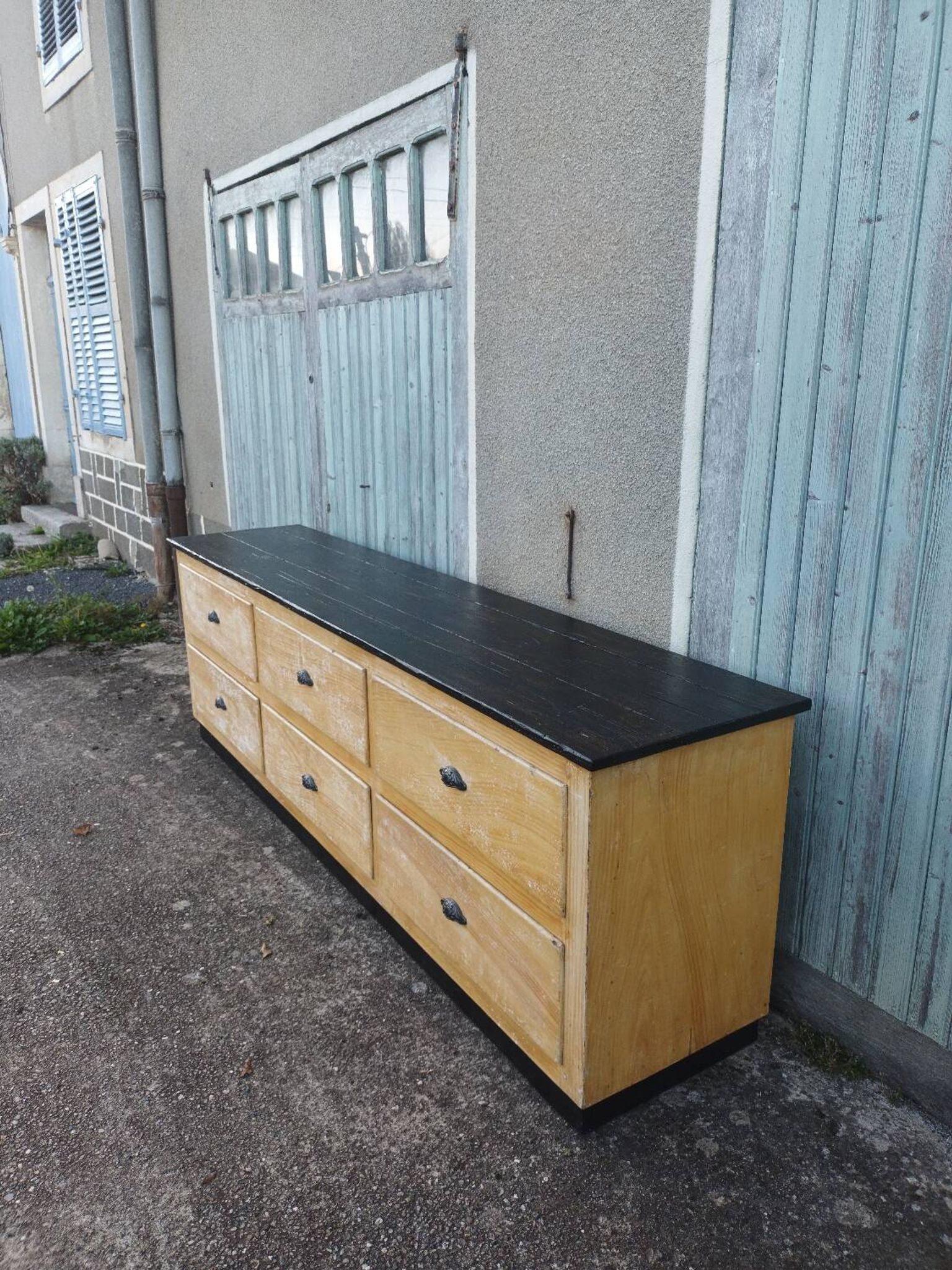 Shop furniture