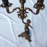 Paire de chandeliers chérubins