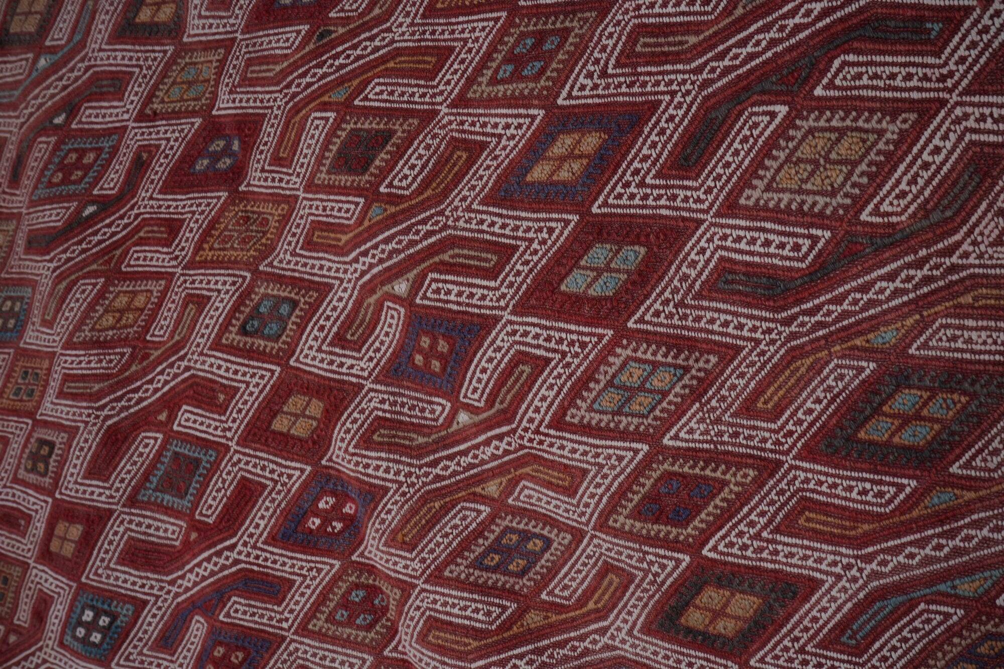 Vintage Turkish kilim handwoven 180x250 cm