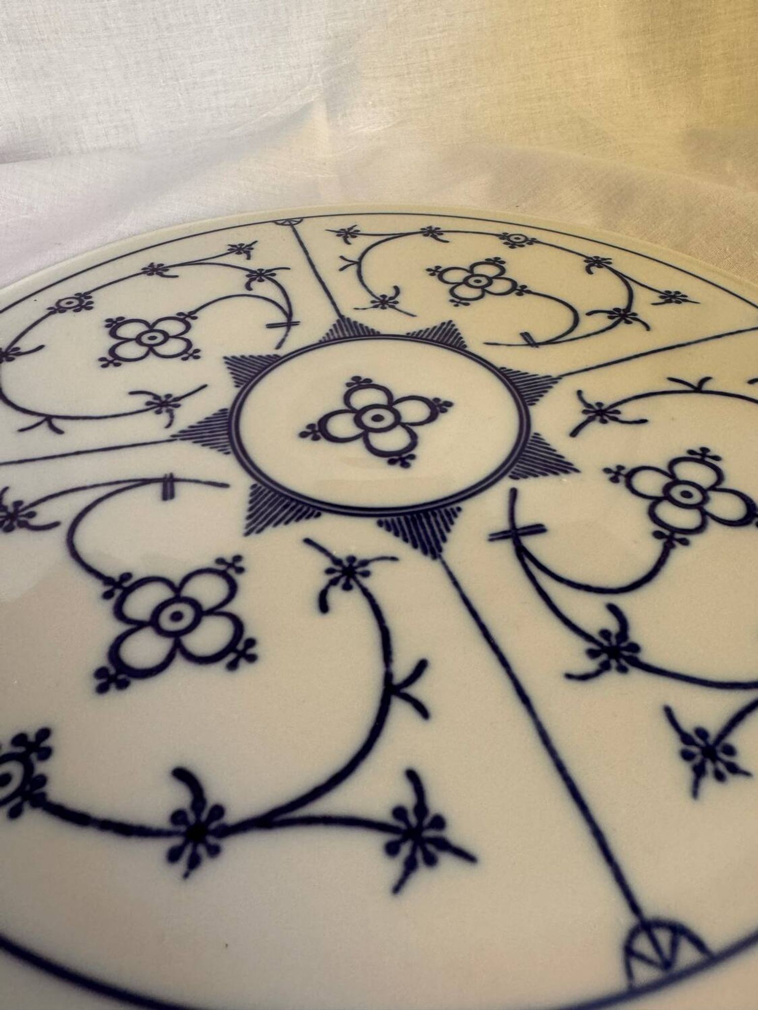 Decorated blue porcelain cake stand Bareuther Bavaria