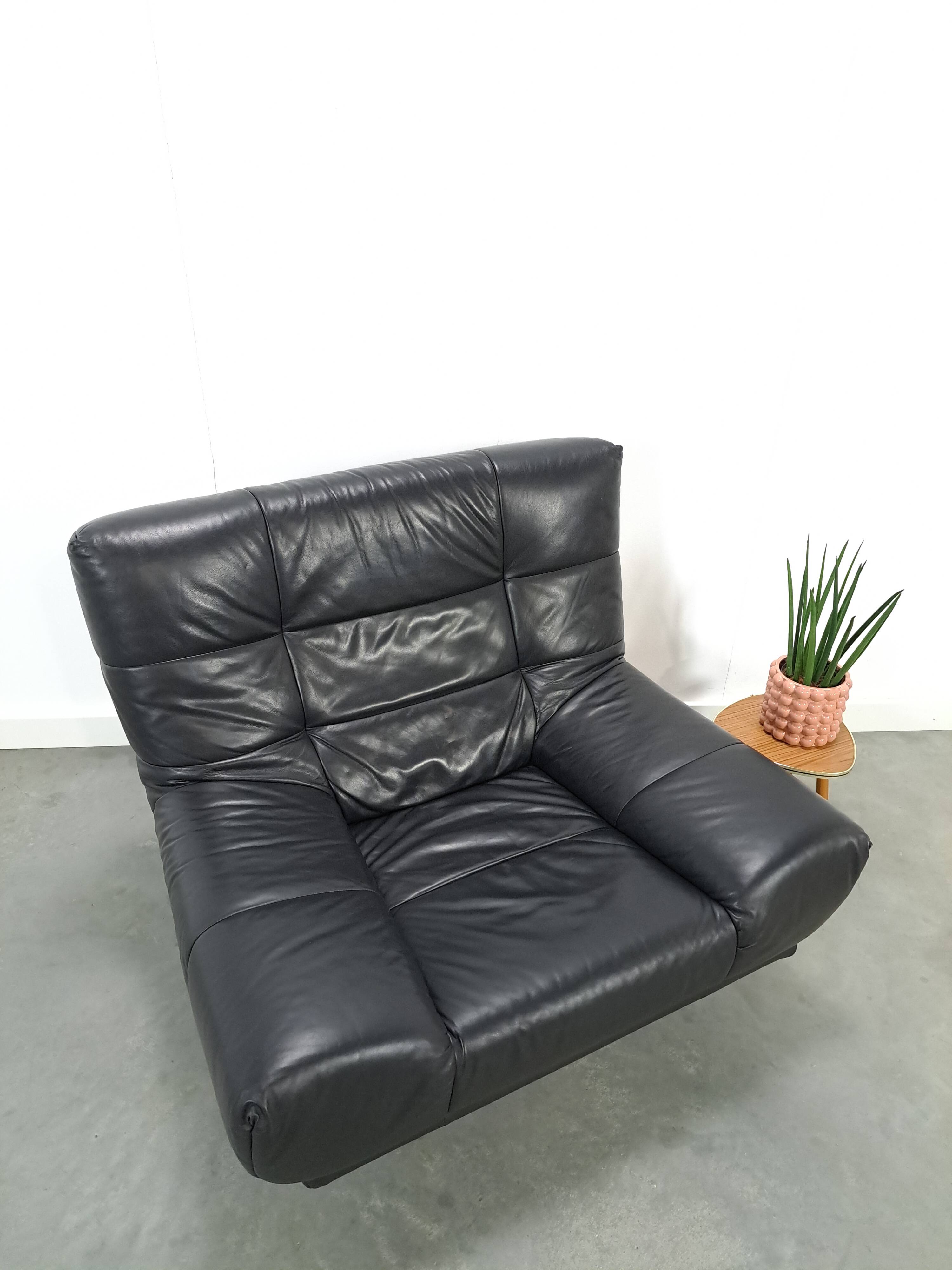 Vintage zwart leren fauteuil