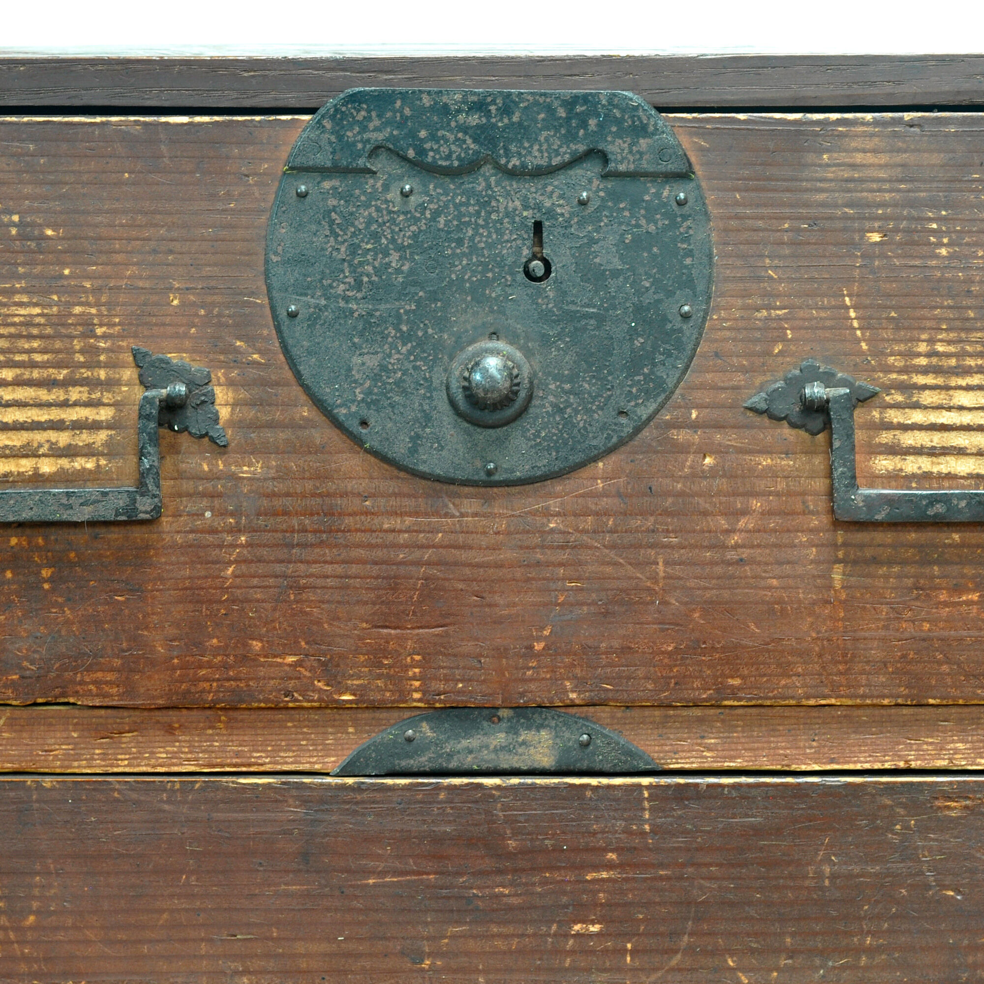 Small Japanese chest of drawers, circa 1900