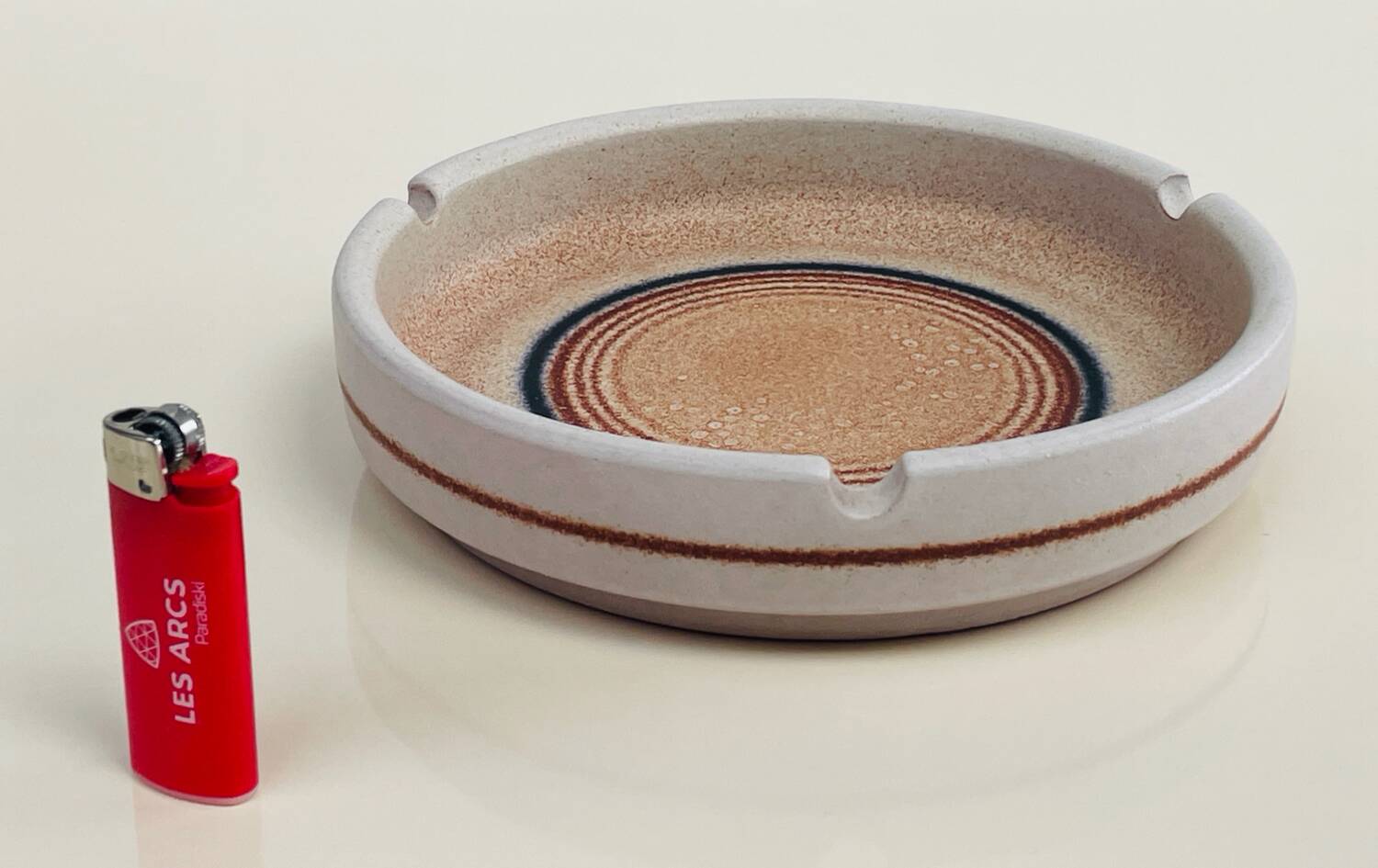 Large enamelled stoneware ashtray - Serra, Catalonia - 1970