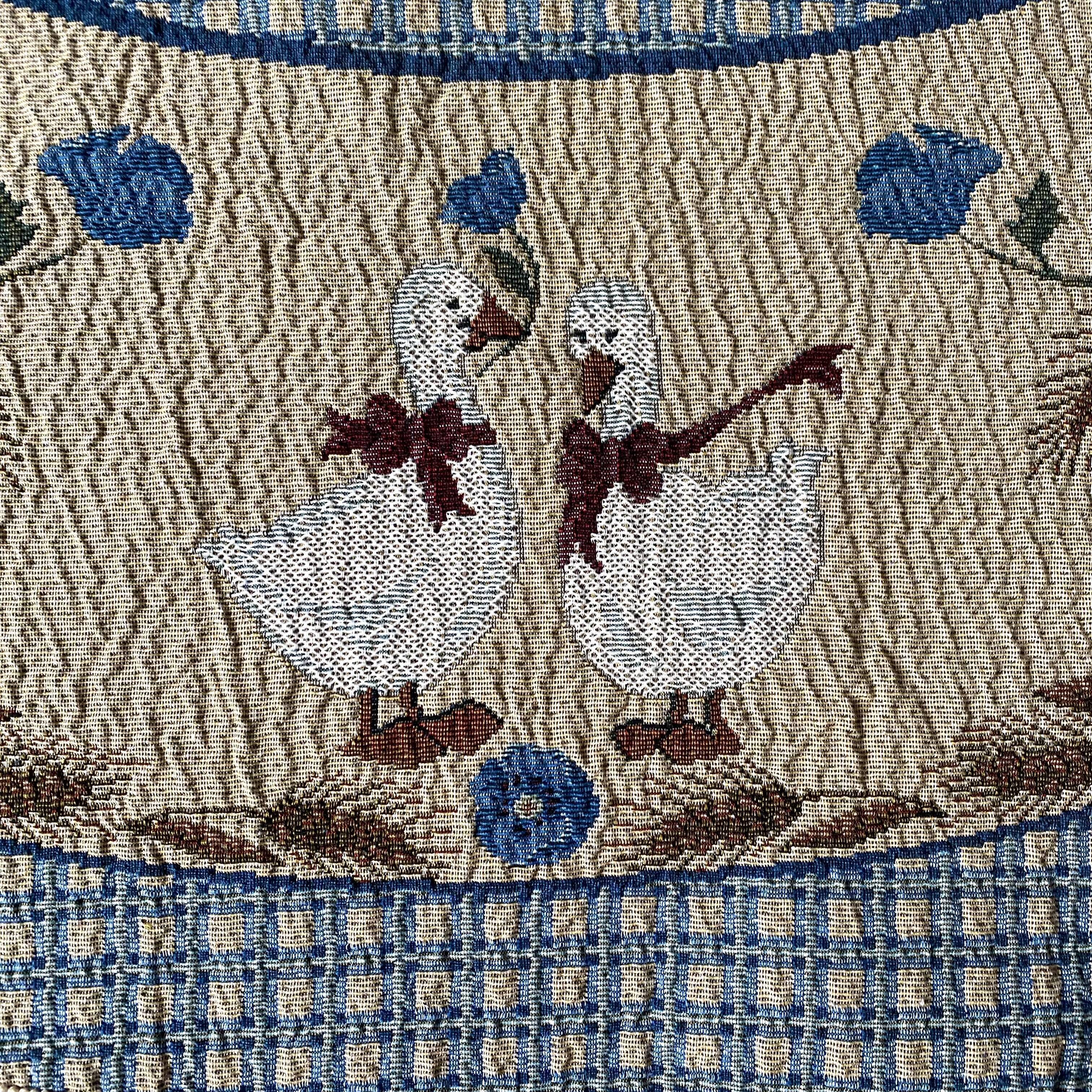 Round tablecloth flowers and geese 170 cm