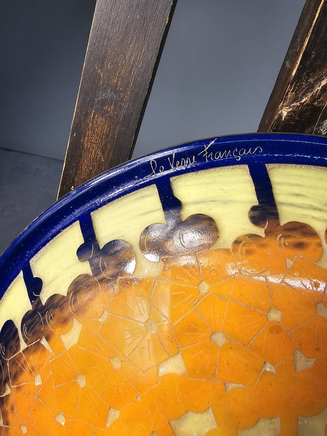 Suspension Art Déco « Le Verre Français » – pâte de verre & fer forgé