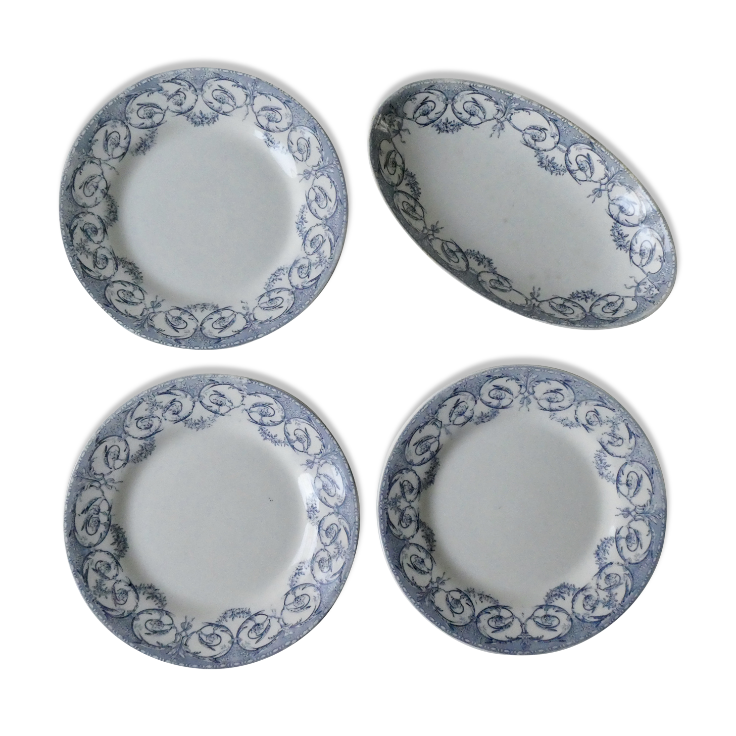 Set of 3 plates and 1 ravier Creil Montereau Terre de Fer, Dubarry décor